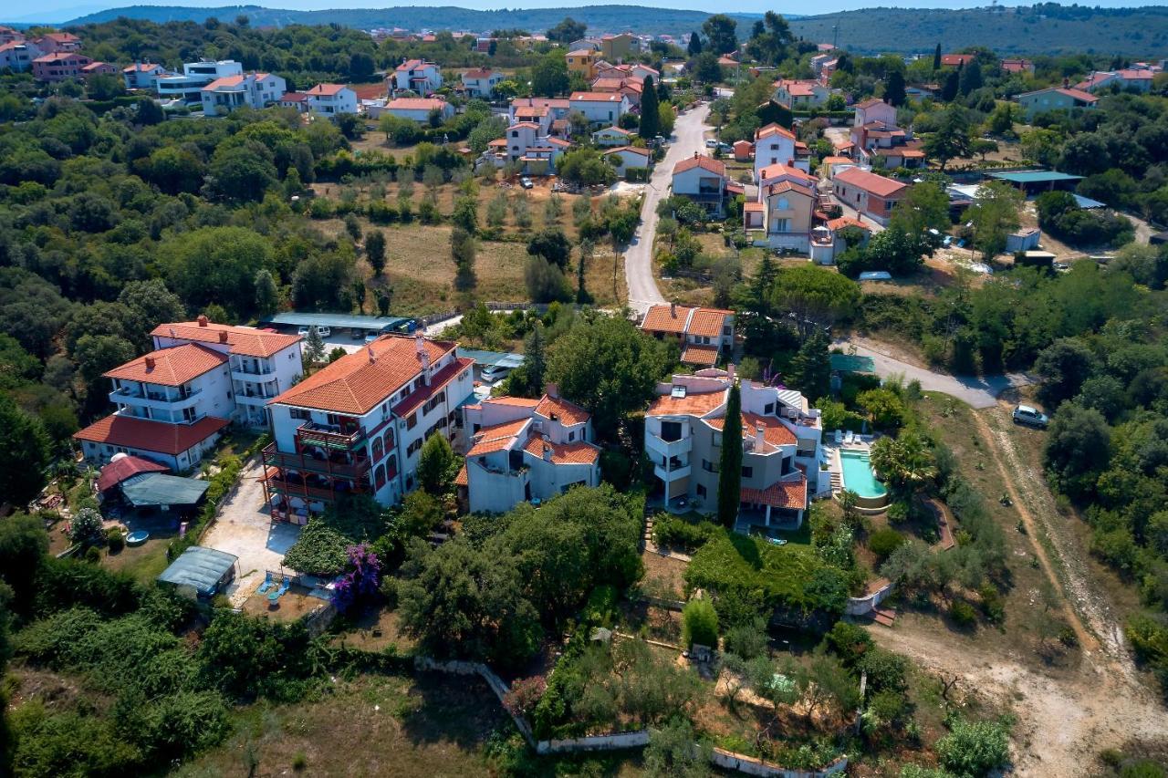 Apartments Dracice 1019 Banjole Exterior foto